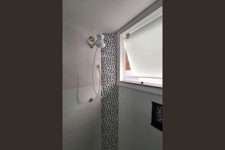Casa para alugar com 95m², 2 quartos e 2 vagas Casa para alugar com 95m², 2 quartos e 2 vagasBanheiro Social