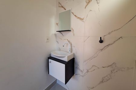 Casa para alugar com 95m², 2 quartos e 2 vagas Casa para alugar com 95m², 2 quartos e 2 vagasBanheiro da Suíte 1