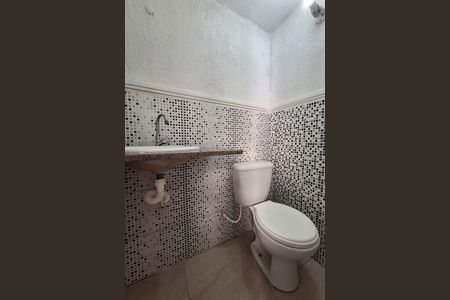 Casa para alugar com 95m², 2 quartos e 2 vagas Casa para alugar com 95m², 2 quartos e 2 vagasLavabo