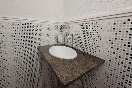 Casa para alugar com 95m², 2 quartos e 2 vagas Casa para alugar com 95m², 2 quartos e 2 vagasLavabo