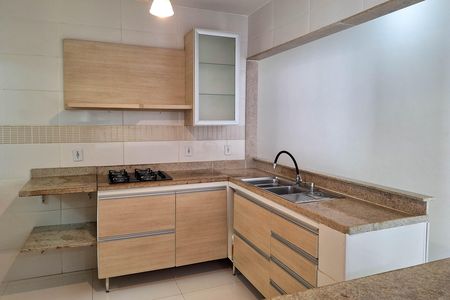Casa para alugar com 95m², 2 quartos e 2 vagas Casa para alugar com 95m², 2 quartos e 2 vagasCozinha