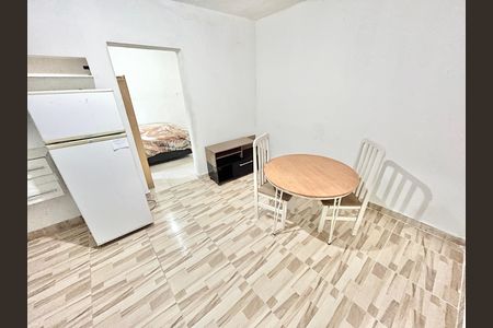 Casa para alugar com 40m², 1 quarto e sem vaga Casa para alugar com 40m², 1 quarto e sem vagaSala/Cozinha