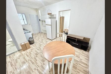 Casa para alugar com 40m², 1 quarto e sem vaga Casa para alugar com 40m², 1 quarto e sem vagaSala/Cozinha