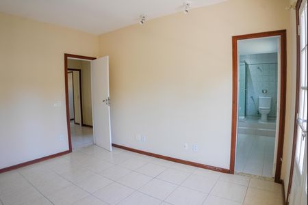 Casa de Condomínio à venda com 4 quartos, 242m² em Vargem Grande, Rio de Janeiro