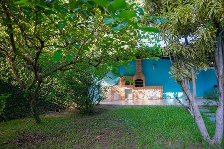Casa de condomínio para alugar com 242m², 4 quartos e 4 vagas Casa de condomínio para alugar com 242m², 4 quartos e 4 vagasÁrea Externa