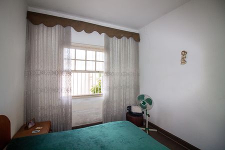 Quarto 1 de casa para alugar com 2 quartos, 180m² em Santo Amaro, São Paulo