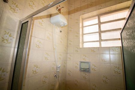 Banheiro de casa para alugar com 2 quartos, 180m² em Santo Amaro, São Paulo