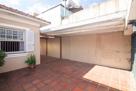 Garagem de casa para alugar com 2 quartos, 180m² em Santo Amaro, São Paulo
