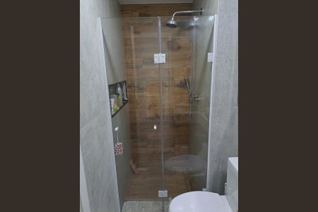 Apartamento à venda com 51m², 2 quartos e 1 vaga Apartamento à venda com 51m², 2 quartos e 1 vagaBanheiro
