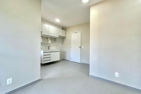 Apartamento para alugar com 37m², 2 quartos e sem vaga Apartamento para alugar com 37m², 2 quartos e sem vagaSala
