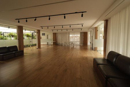 Apartamento à venda com 134m², 3 quartos e sem vagaÁrea comum - Salão de festas