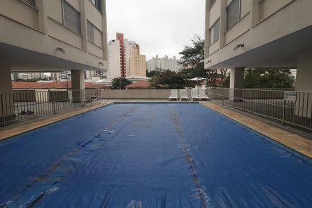 Apartamento à venda com 134m², 3 quartos e sem vagaÁrea comum - Piscina
