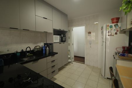 Apartamento à venda com 134m², 3 quartos e sem vagaCozinha