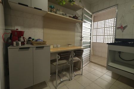 Apartamento à venda com 134m², 3 quartos e sem vagaCozinha