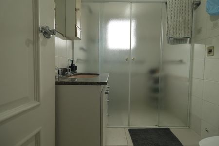 Apartamento à venda com 134m², 3 quartos e sem vagaBanheiro da Suíte