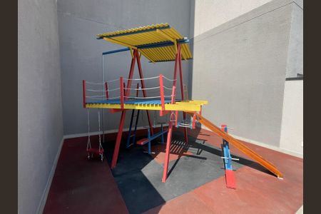 Apartamento para alugar com 47m², 2 quartos e 1 vaga Apartamento para alugar com 47m², 2 quartos e 1 vagaPlayground
