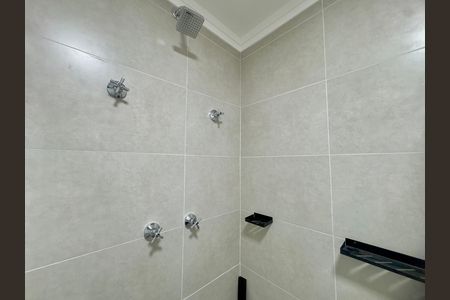 Apartamento para alugar com 47m², 2 quartos e 1 vaga Apartamento para alugar com 47m², 2 quartos e 1 vagaBanheiro 1
