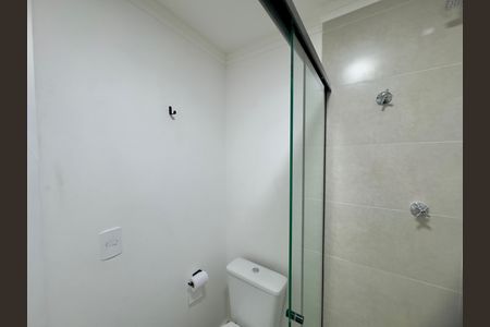 Apartamento para alugar com 47m², 2 quartos e 1 vaga Apartamento para alugar com 47m², 2 quartos e 1 vagaBanheiro 1