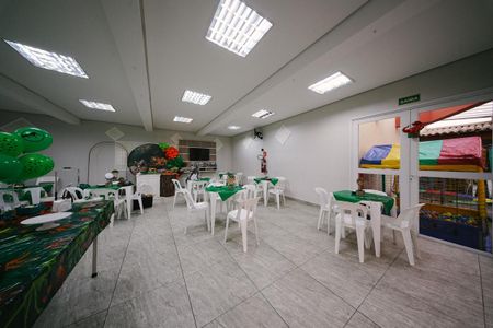 Apartamento à venda com 65m², 3 quartos e 1 vagaÁrea comum - Salão de festas