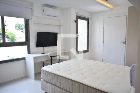 Apartamento à venda com 28m², 1 quarto e sem vaga Apartamento à venda com 28m², 1 quarto e sem vagaSala / Quarto