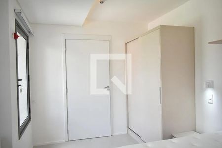 Apartamento à venda com 28m², 1 quarto e sem vaga Apartamento à venda com 28m², 1 quarto e sem vagaSala / Quarto