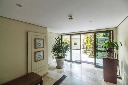 Apartamento para alugar com 120m², 3 quartos e 2 vagas Apartamento para alugar com 120m², 3 quartos e 2 vagasHall de entrada