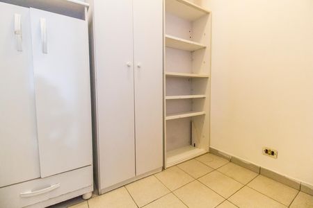 Apartamento para alugar com 120m², 3 quartos e 2 vagas Apartamento para alugar com 120m², 3 quartos e 2 vagasQuarto de Serviço