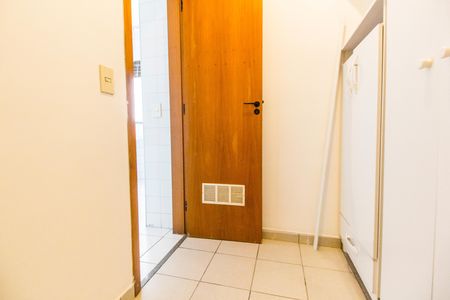 Apartamento para alugar com 120m², 3 quartos e 2 vagas Apartamento para alugar com 120m², 3 quartos e 2 vagasQuarto de Serviço