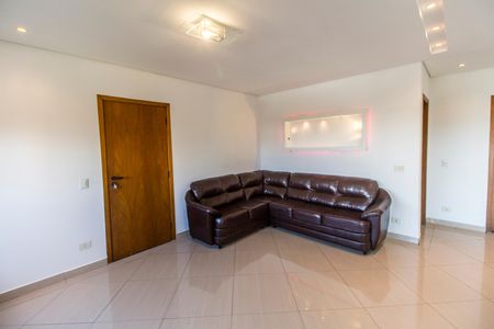 Apartamento para alugar com 120m², 3 quartos e 2 vagas Apartamento para alugar com 120m², 3 quartos e 2 vagasSala
