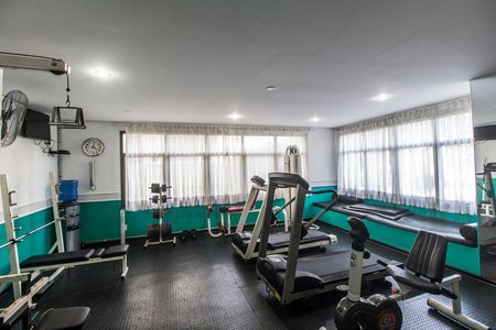 Apartamento para alugar com 120m², 3 quartos e 2 vagas Apartamento para alugar com 120m², 3 quartos e 2 vagasÁrea comum - Academia