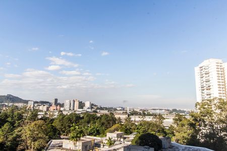 Apartamento para alugar com 120m², 3 quartos e 2 vagas Apartamento para alugar com 120m², 3 quartos e 2 vagasVista da Suíte