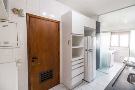 Apartamento para alugar com 120m², 3 quartos e 2 vagas Apartamento para alugar com 120m², 3 quartos e 2 vagasCozinha