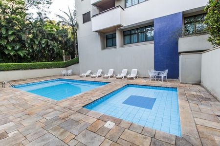 Apartamento para alugar com 120m², 3 quartos e 2 vagas Apartamento para alugar com 120m², 3 quartos e 2 vagasPiscina