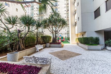 Apartamento para alugar com 120m², 3 quartos e 2 vagas Apartamento para alugar com 120m², 3 quartos e 2 vagasSala de Jogos