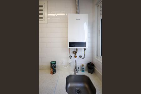Área de Serviço de apartamento à venda com 2 quartos, 61m² em Campininha, São Paulo