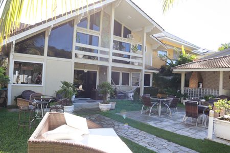 FACHADA de casa à venda com 4 quartos, 365m² em Barra da Tijuca, Rio de Janeiro