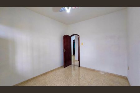 Casa à venda com 430m², 3 quartos e 2 vagas Casa à venda com 430m², 3 quartos e 2 vagasQuarto 3
