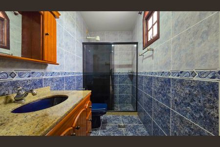 Casa à venda com 430m², 3 quartos e 2 vagas Casa à venda com 430m², 3 quartos e 2 vagasQuarto 2 - Suíte