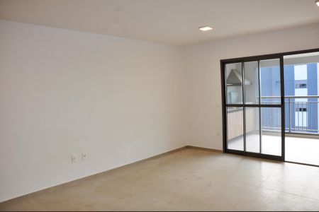 Apartamento para alugar com 106m², 3 quartos e 2 vagas Apartamento para alugar com 106m², 3 quartos e 2 vagasDetalhe - Sala e Sala de Jantar