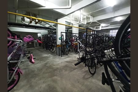 Apartamento para alugar com 106m², 3 quartos e 2 vagas Apartamento para alugar com 106m², 3 quartos e 2 vagasBicicletário