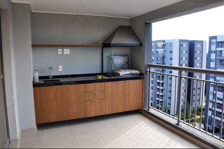 Apartamento para alugar com 106m², 3 quartos e 2 vagas Apartamento para alugar com 106m², 3 quartos e 2 vagasDetalhe - Varanda da Sala e Sala de Jantar