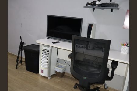 Casa para alugar com 150m², 2 quartos e 2 vagasQuarto 1