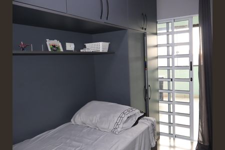 Casa para alugar com 150m², 2 quartos e 2 vagasQuarto 1