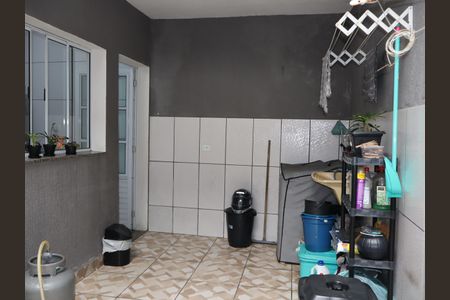 Área de Serviço de casa para alugar com 2 quartos, 150m² em Cidade Centenário, São Paulo