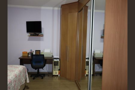 Casa para alugar com 150m², 2 quartos e 2 vagasQuarto 2