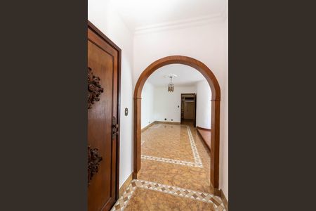 Apartamento para alugar com 123m², 3 quartos e 1 vaga Apartamento para alugar com 123m², 3 quartos e 1 vagaEntrada