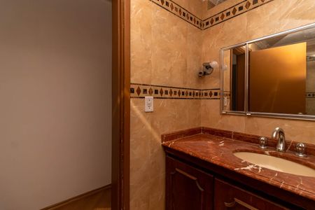 Apartamento para alugar com 123m², 3 quartos e 1 vaga Apartamento para alugar com 123m², 3 quartos e 1 vagaBanheiro 2