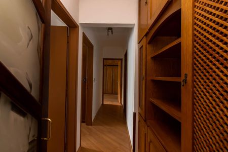 Apartamento para alugar com 123m², 3 quartos e 1 vaga Apartamento para alugar com 123m², 3 quartos e 1 vagaCorredor dos Quartos