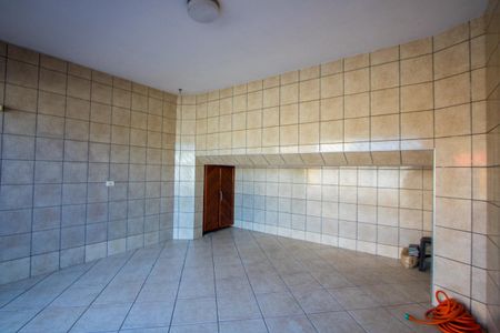 Casa à venda com 112m², 2 quartos e 2 vagas Casa à venda com 112m², 2 quartos e 2 vagasGaragem