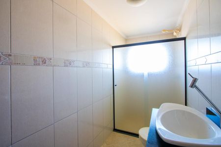 Casa à venda com 112m², 2 quartos e 2 vagas Casa à venda com 112m², 2 quartos e 2 vagasSótão - Banheiro